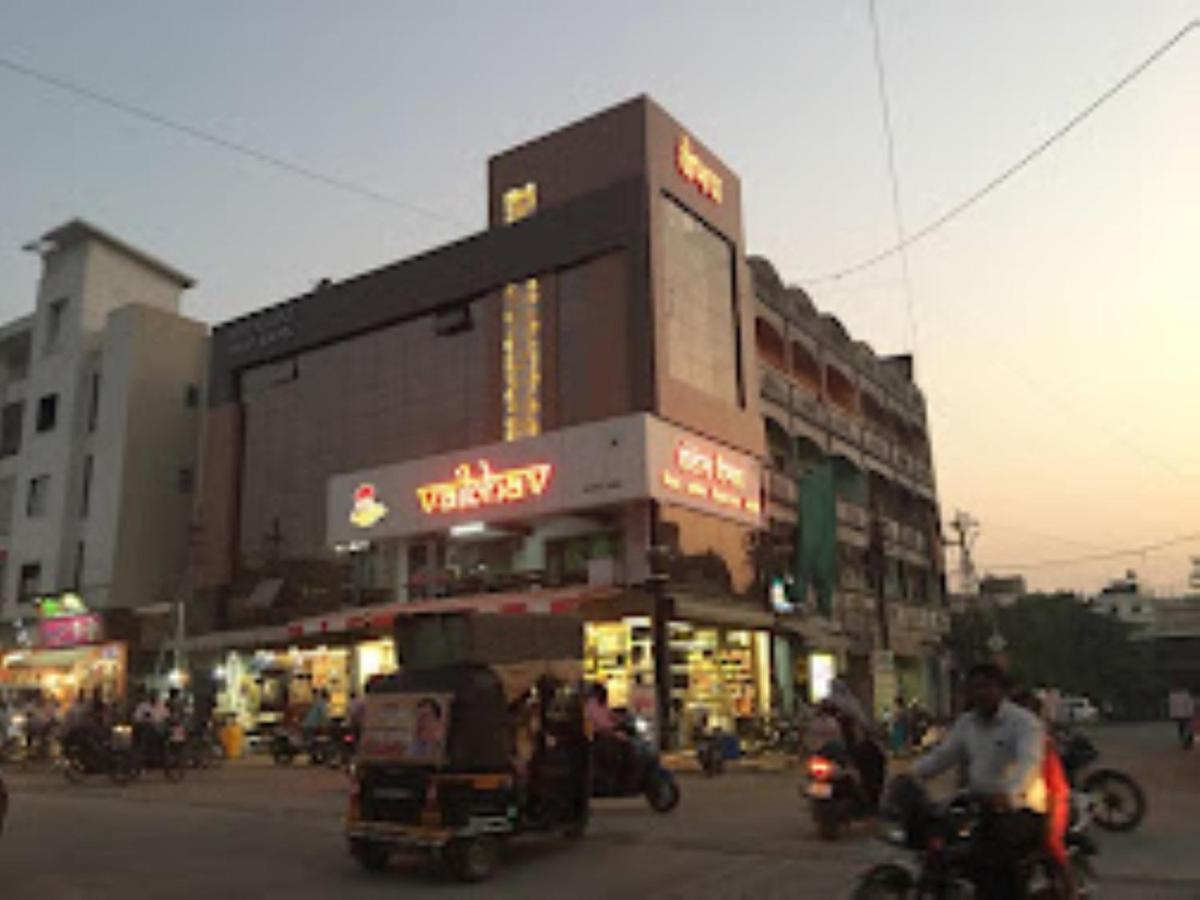 Hotel Vaibhav,Akola Exterior photo