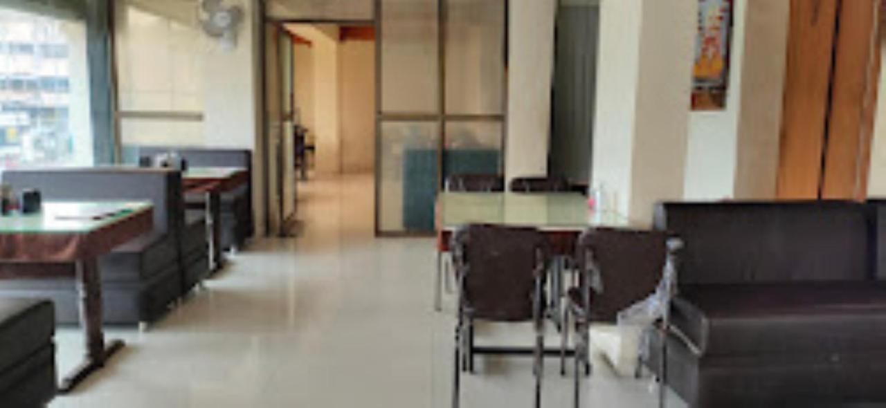 Hotel Vaibhav,Akola Exterior photo